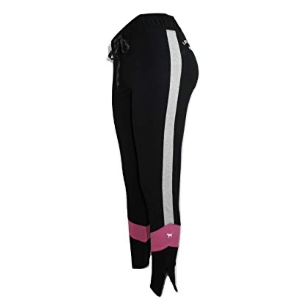 ❤️PINK Victoria’s Secret yoga pants!